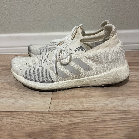 Adidas PulseBoost HD Core White 2019 - FU7344 Women’s Size 8 - Picture 2 of 6